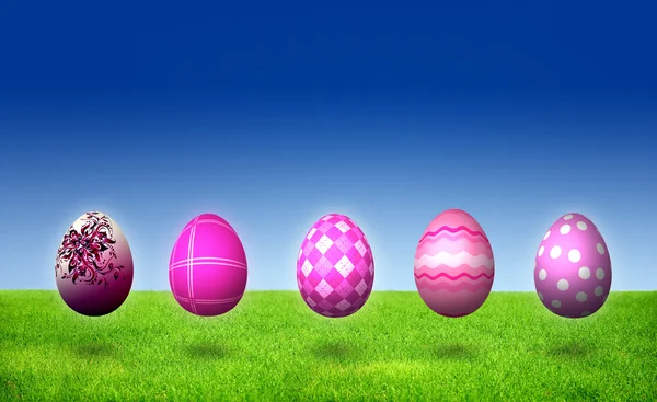Huevos de Pascua con rayas de colores —  Fotos de Stock