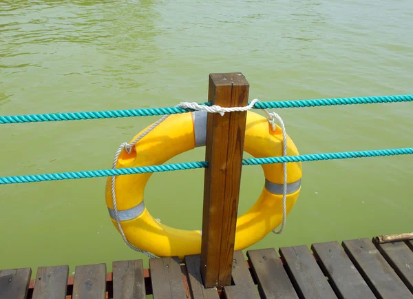 A life buoy for safety at sea — Stock Photo, Image