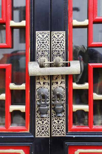Puerta tradicional china — Foto de Stock
