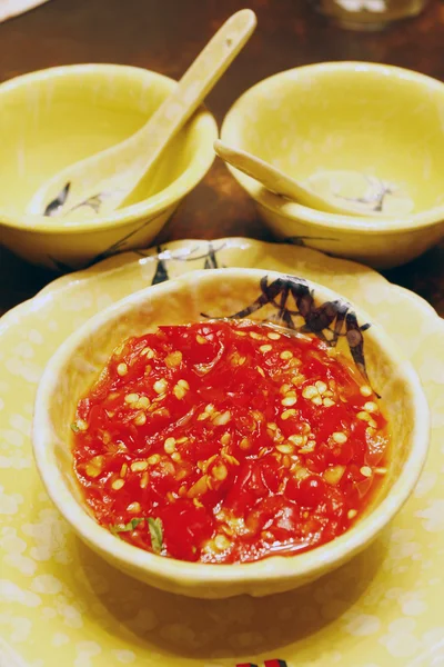 Horká chilli omáčka — Stock fotografie