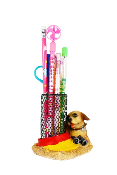 Карандаш, наполненный красочными ручками — стоковое фото