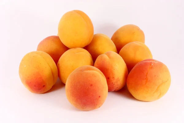 Fresh riped apricots — Stock Photo, Image