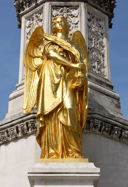 Angel2 的雕像 — 图库照片