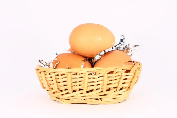 Αυγά σε καλάθι — Φωτογραφία Αρχείου