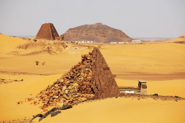 Pyramid in Sudan clipart