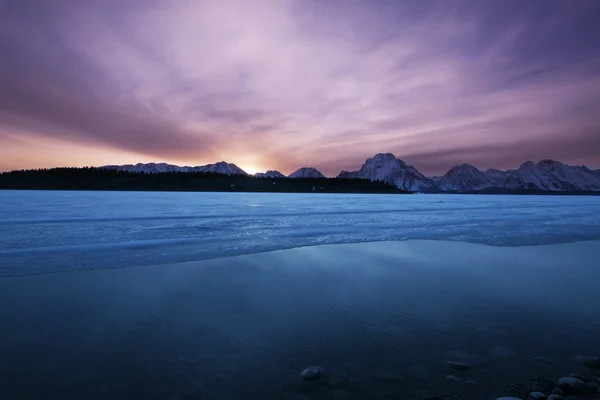 Lago de inverno — Fotografia de Stock
