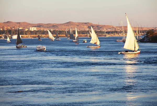 Nil tekneler — Stok fotoğraf