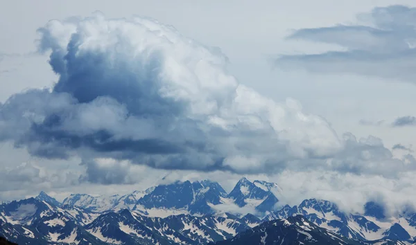 높은 산 — 스톡 사진