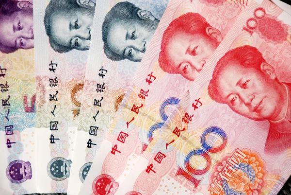 Los billetes de papel moneda china de 100 yuanes . — Foto de Stock