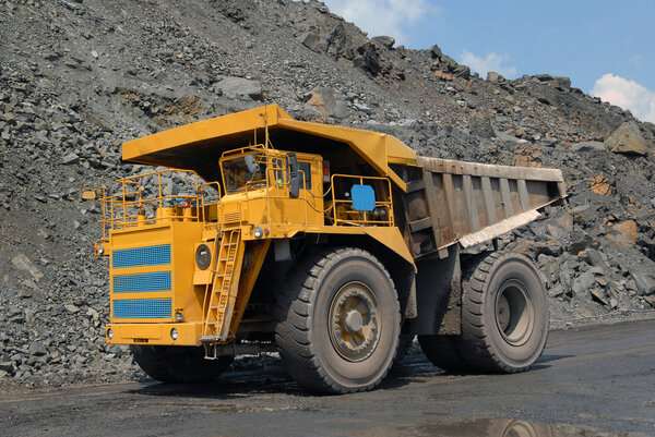 Большие грузовики
