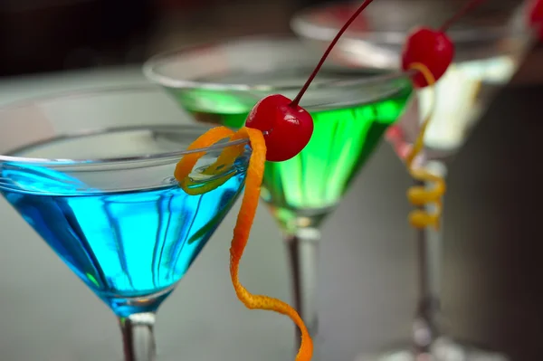 Klassiska martini med bär — Stockfoto