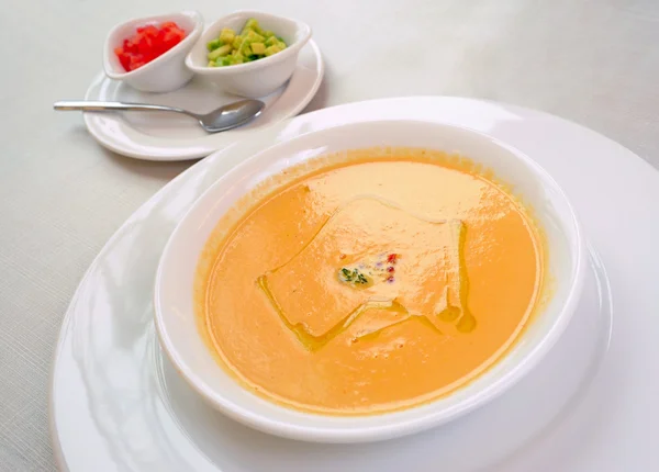 Вершковий суп з горіхів — стокове фото