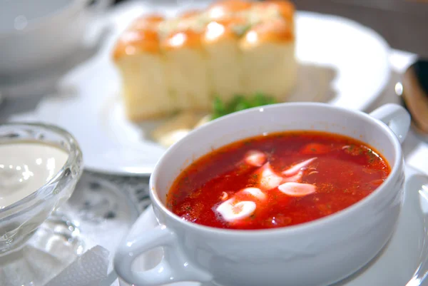 The Ukrainian borsch with sour cream — Stock Photo, Image