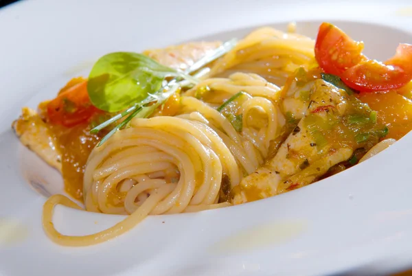 Spaghetti con verdure — Foto Stock