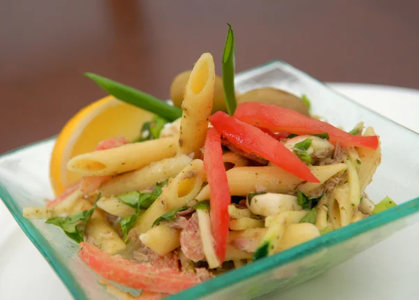 Der italienische Salat aus Makkaroni — Stockfoto