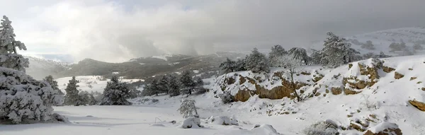 Панорама плато Апетри зимой — стоковое фото