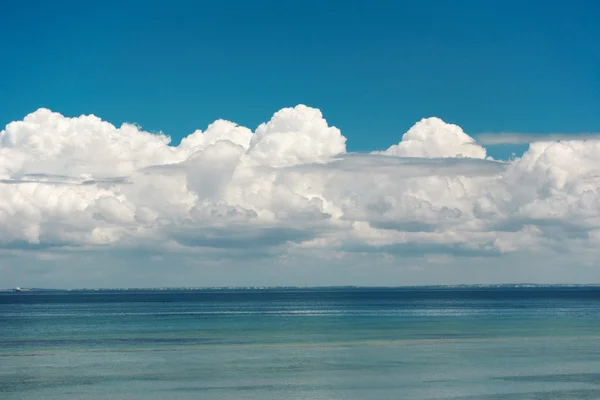 Clear deniz manzarası — Stok fotoğraf