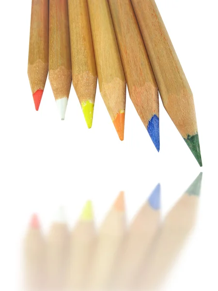 Zes kleur potloden met schaduw geïsoleerd — Stockfoto