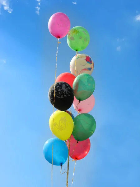 彩色的方气球一堆 — 图库照片