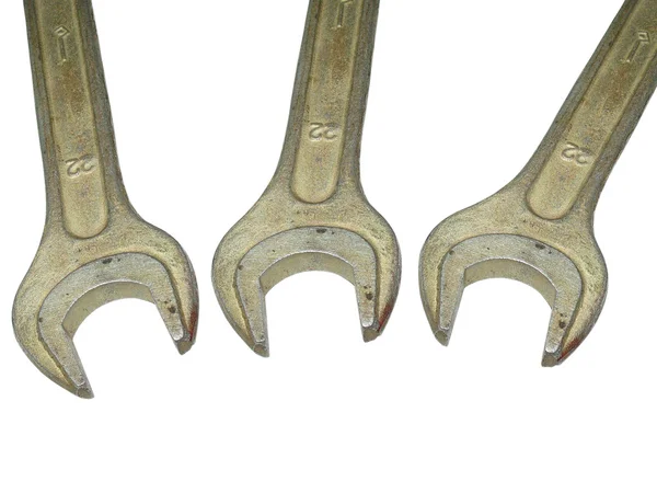 Tre gamla skiftnyckel skiftnyckel isolerade — Stockfoto