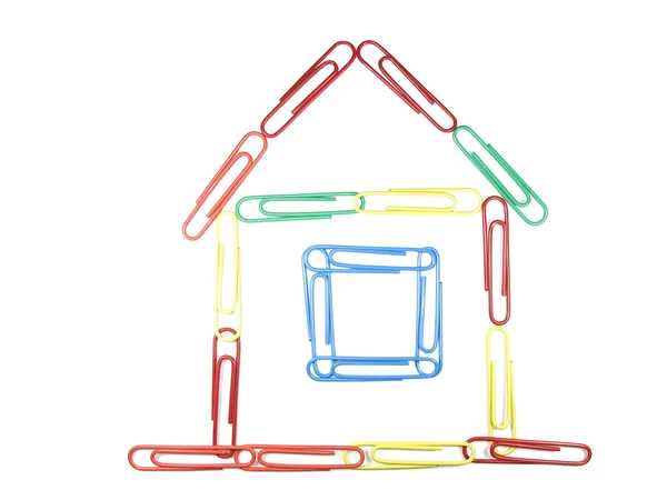 彩色回形针房子概念 — 图库照片