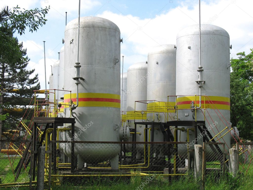 Industrial chemical tanks