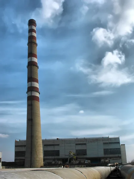 Промышленная теплоэлектростанция — стоковое фото