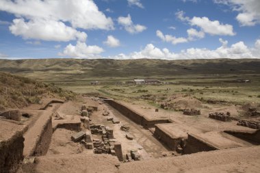 veya tiahuanaco Tiwanaku