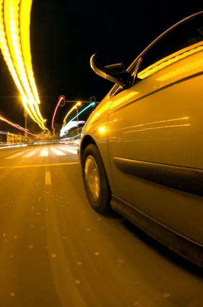 夜間の交通信号 — ストック写真