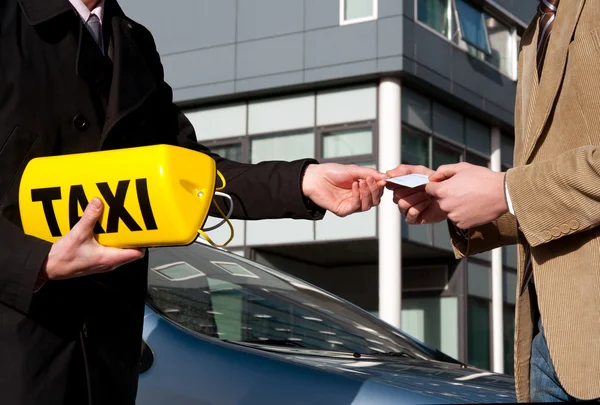 Att få taxi licensen — Stockfoto