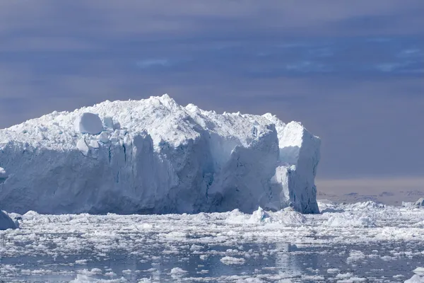 Büyük buzdağı — Stok fotoğraf