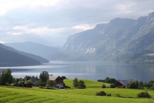 Норвежский пейзаж — стоковое фото