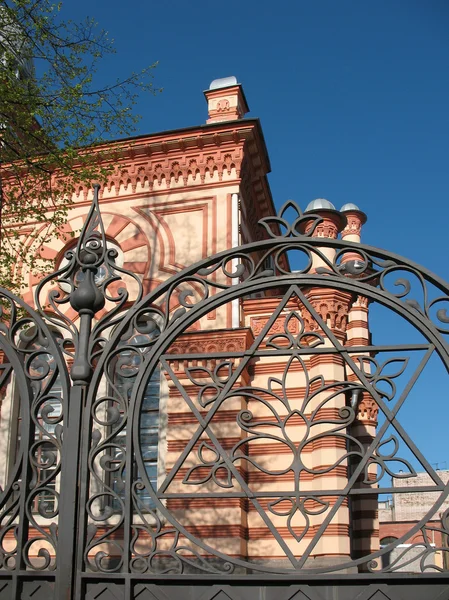 Fragment ogrodzenia synagogi — Zdjęcie stockowe