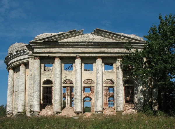 As ruínas da igreja — Fotografia de Stock