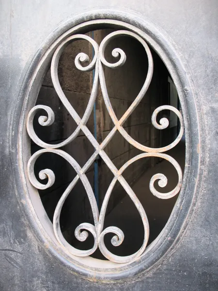 Portes métalliques à motifs — Photo