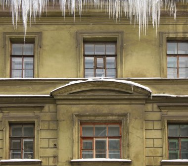 buz sarkıtları saçak. St.Petersburg