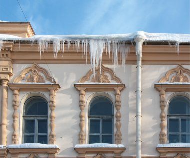 buz sarkıtları saçak. St.Petersburg