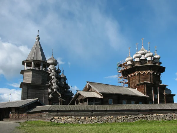 Kizhi 的木制建筑的博物馆 — 图库照片