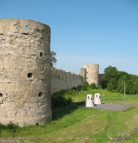 Ortaçağ kale kuleleri — Stok fotoğraf