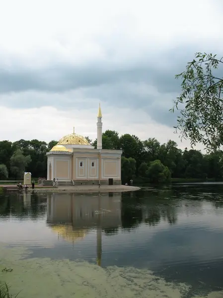 Pavillon bain turc. Saint-Pétersbourg — Photo