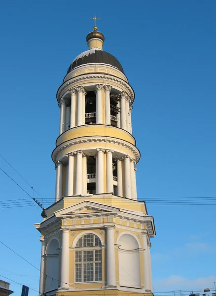 Glockenturm der Wladimir-Kathedrale. st. peters — Stockfoto