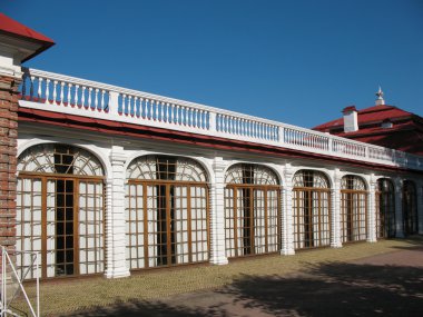 Kırmızı roof.the Aziz peter ı monplezir