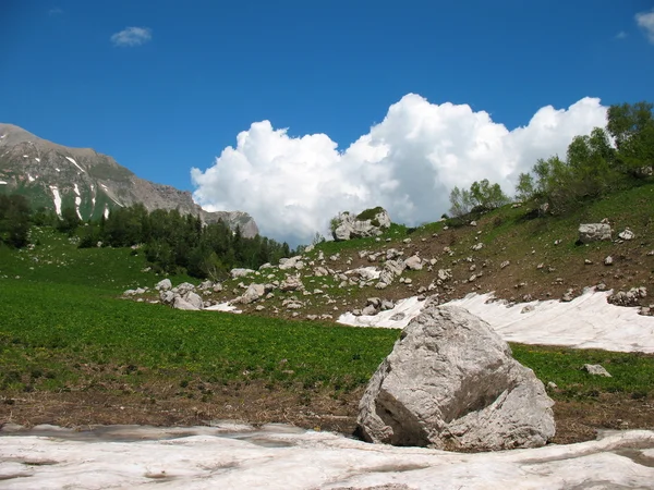In montagne di caucaso — Foto Stock