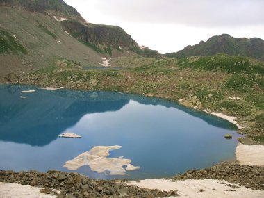 Göl Dağları.