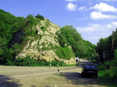 Dağlara giden yol