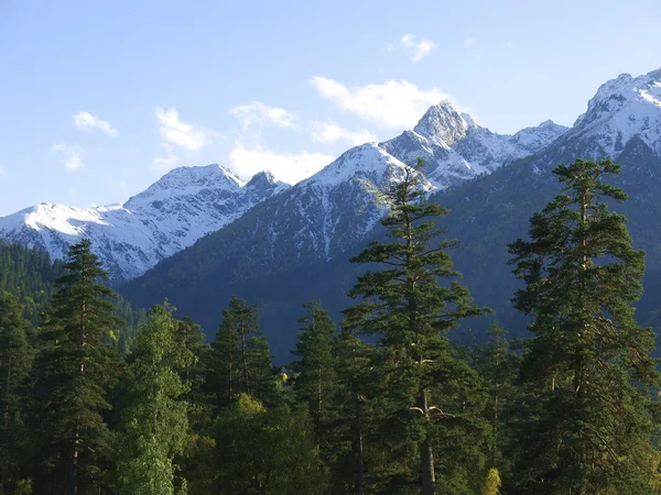 Montagne sul Caucaso — Foto Stock