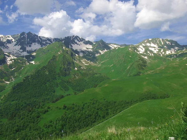 Berg på Kaukasus — Stockfoto