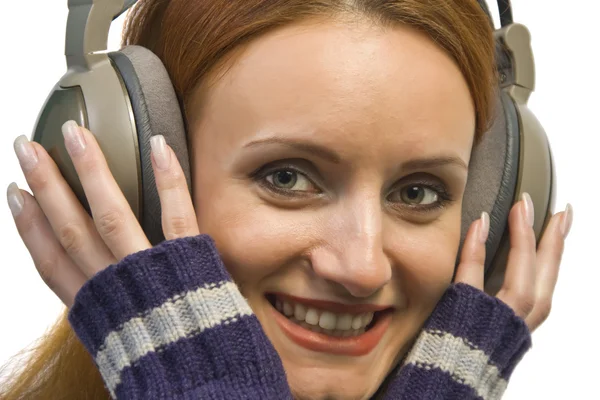 Красива жінка з навушниками — стокове фото