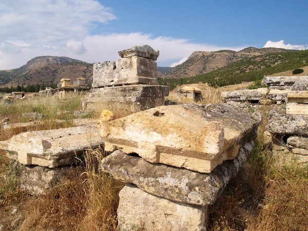 Стародавній некрополь, чверть четверта — стокове фото