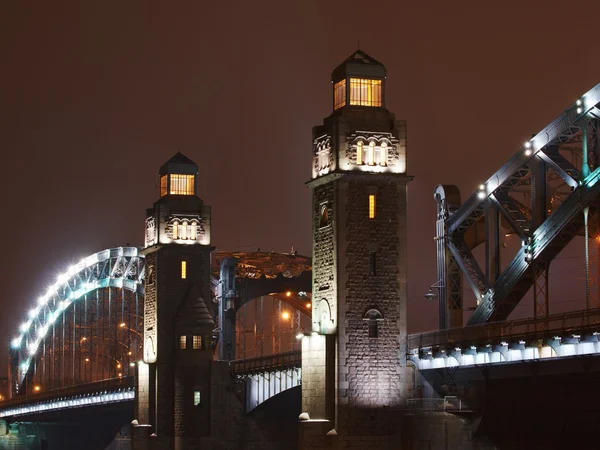 Wieże mostu wielki piter — Zdjęcie stockowe